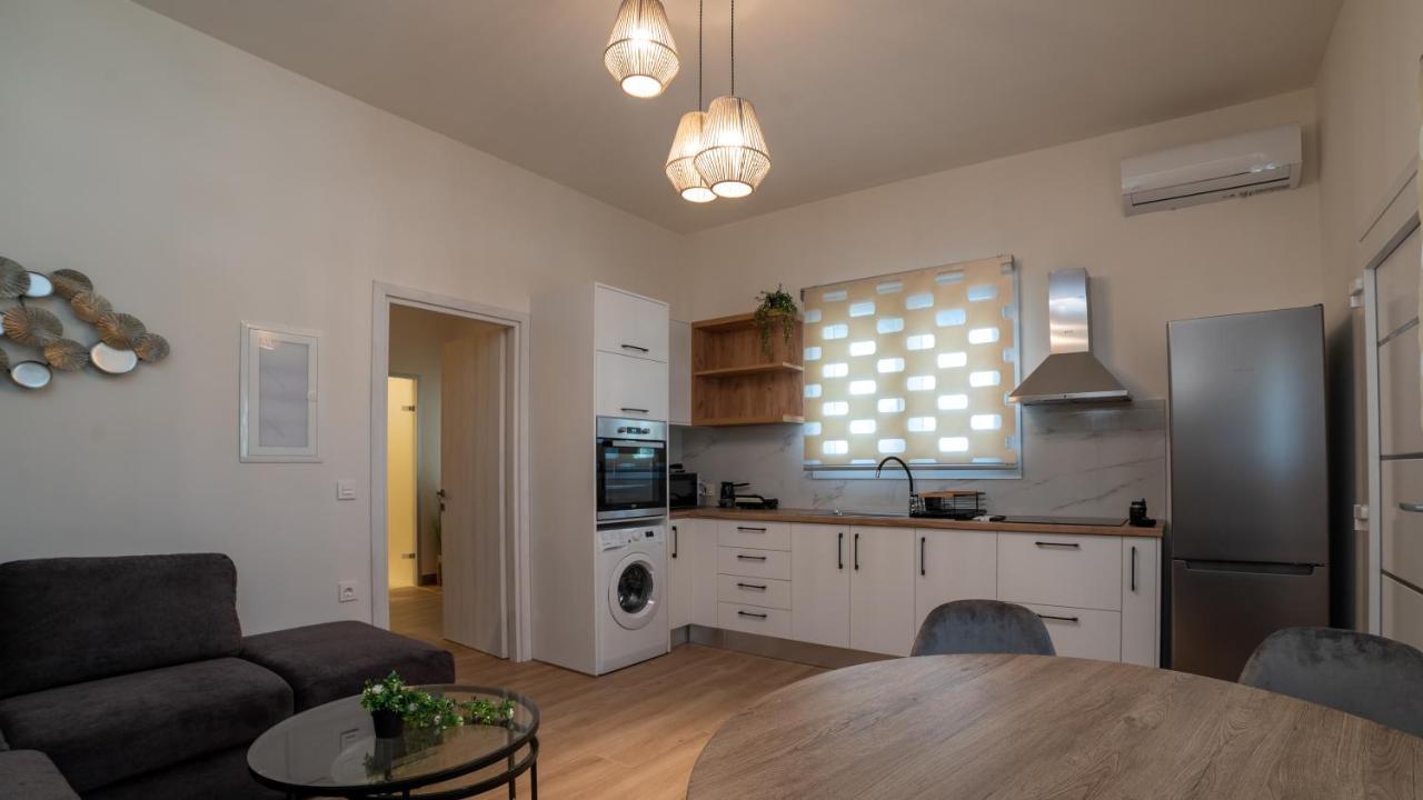 Melitta'S Luxury Apartments Anthousa  外观 照片