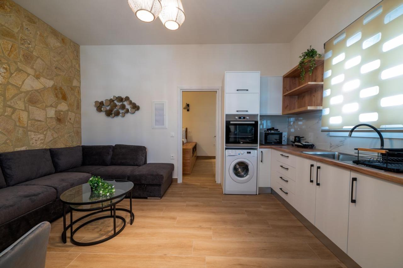 Melitta'S Luxury Apartments Anthousa  外观 照片